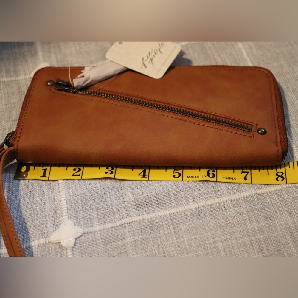 Free People tan wristlet, vegan leather - Picture 9 of 9